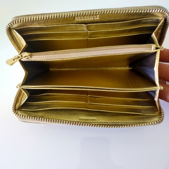Burberry Gold Metallic Mesh Overlay Wallet - Picture 10 of 12